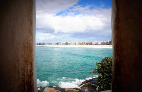 Centro Apartment | Budget-Friendly Cabo Frio Oceanfront Retreat - Rated 9.8