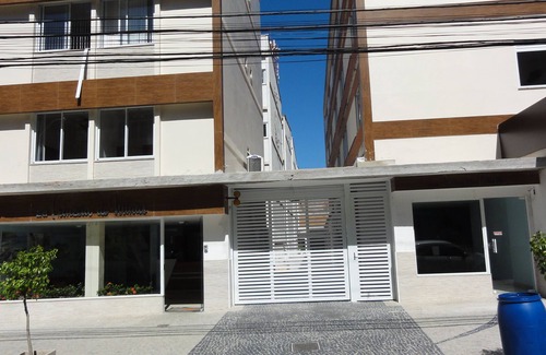 Centro Apartment | Budget-Friendly Cabo Frio Oceanfront Retreat - Rated 9.8