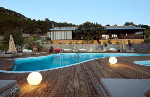 Ayvacik Bed & Breakfast | Discover Cabras Kazdağları: Rated 10/10 with Ocean Views