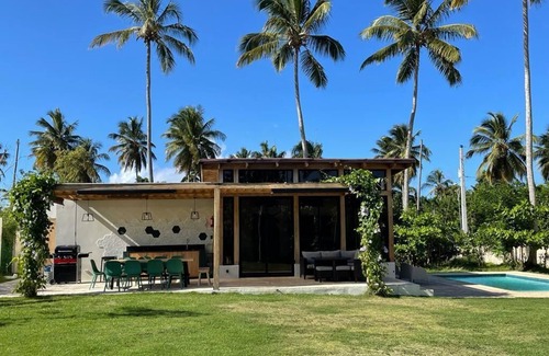 Cabrera Villa | Modern Cabrera Lodge - Pet-Friendly Retreat Near the Beach