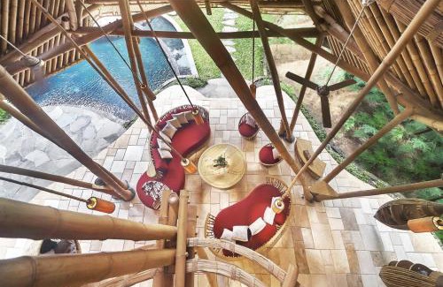 Abiansemal Villa | Exclusive Cacao House: 5-Star Bamboo Retreat in Bali