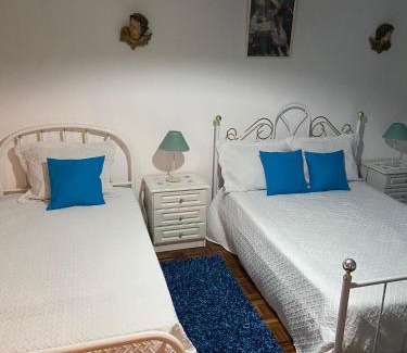 Santa Marta de Penaguiao House | Discover Cacho D'ouro: Pet-Friendly & Family-Oriented Stay