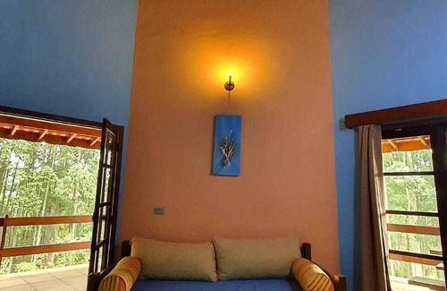 Bueno Brandao Hotel | Relaxing Getaway at Cachoeira dos Luis Parque e Pousada