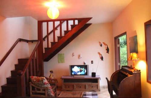 Paraty House | Pet-Friendly Retreat at Cachoeiras de Paraty - 10/10 Rating