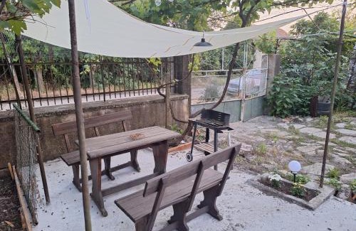 Radnevo Apartment | Pet-Friendly Cactus House: Guest Rated 9/10 with Breakfast