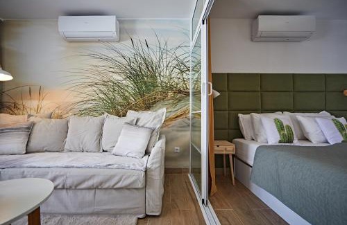 Playa del Ingles Apartment | Bright Cactus Sombrerudo Apartment by Yumbo with Pool