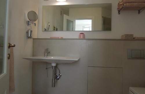 Guarene House | Family-Friendly Retreat at Cad'Teresot with Breakfast Included
