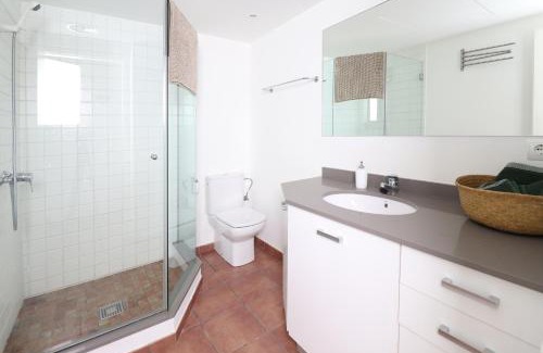 Cadaques Apartment | Discover Cadaqués Masnou Apartaments with Oceanfront Views