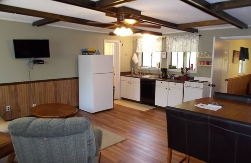 Caddo Gap Cabin | Adventure Awaits at Caddo River Crossing - The Barn Cabin