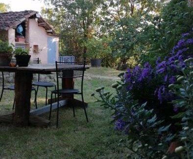 Rocchetta Palafea House | Pet-Friendly Cadelbuja: Family Haven with Kitchen Access