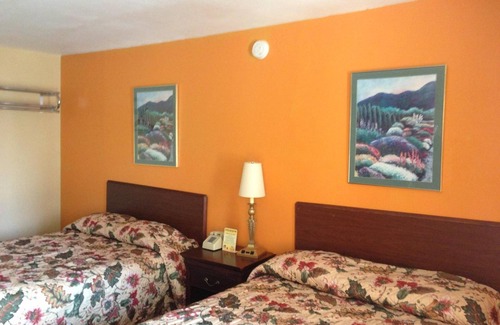 Coldwater Hotel | Comfortable Stay at Cadet Motor Inn with Breakfast Included