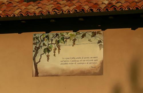 Santo Stefano Belbo House | Pet-Friendly Retreat at Cadgal - Tenuta Valdivilla