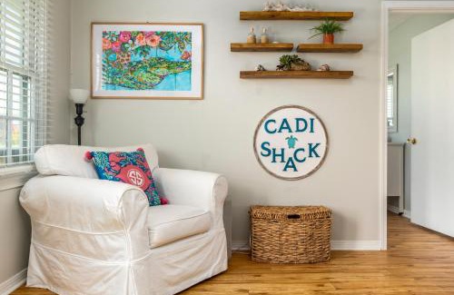 Dauphin Island House | Family-Friendly Cadi Shack: Perfect for Your Pet Adventures