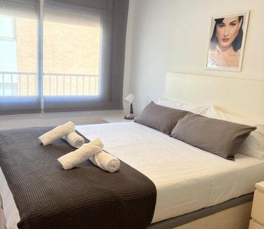 Cornella de Llobregat Apartment | Convenient Stay at Cadillac, Just 20 Min from Airport