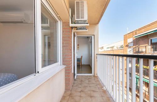Cornella de Llobregat Apartment | Convenient Stay at Cadillac, Just 20 Min from Airport