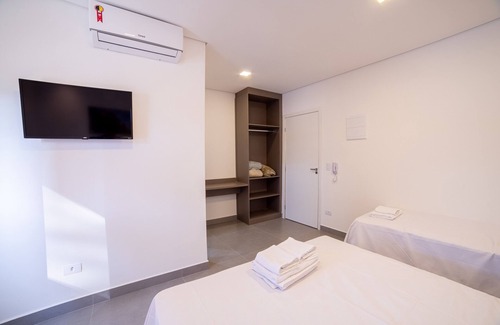Maitinga Hotel | Inviting Cadiz Pousada e Lazer with Ocean Views & Pool