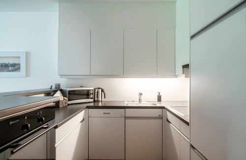 Cadro Apartment | Relax at Cadro Garden with Spa, Breakfast & Family-Friendly Amenities