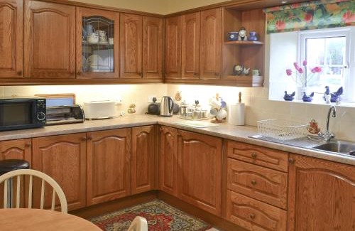 Garn Fadryn House | Cae Bach Cottage