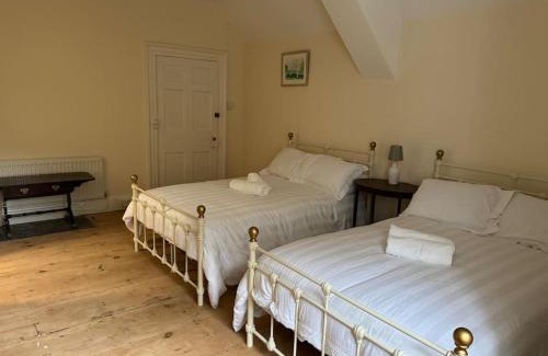Llanbedr House | Discover Cae Nest Hall: Child-Friendly & Guest Rated 10/10
