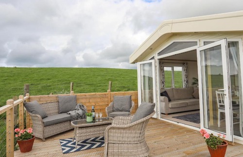 Aberdaron House | Pet-Friendly Retreat at Cae'r Wylan - 4-Star Stay Awaits!