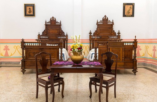 Old Havana Hotel | Discover Café Amargo VIP with Spa and Breakfast Amenities