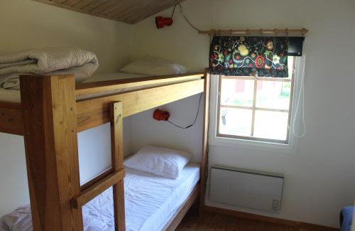 Vasteras Municipality House | Family-Friendly Café Björnen: Oceanfront Getaway Awaits