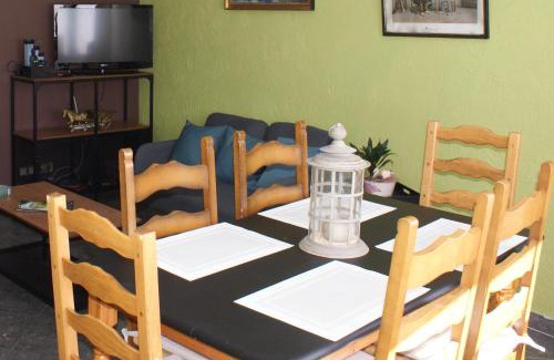 Bouillon House | Welcoming Café du Pêcheurs: Rated 9.1 with Pet-Friendly Perks