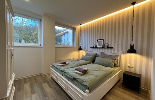 Ranis Apartment | Pet-Friendly Café Ilse - Ferienwohnungen with Great Amenities