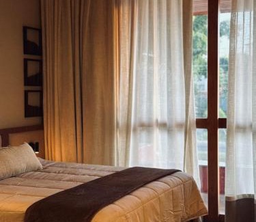 Tres Pontas Hotel | Cozy Café Palace Hotel: Pool, Hot Tub & Breakfast Included