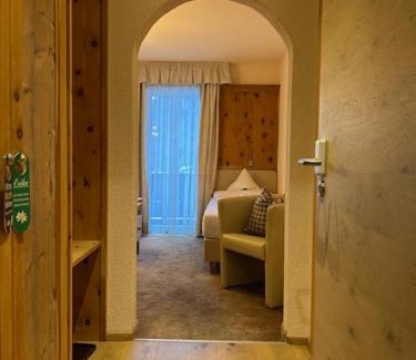 Pertisau House | Family-Friendly Café-Pension Erika with Top Guest Ratings
