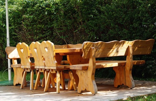 Erbach Apartment | Cozy Cafe Best Ferienwohnung with Kitchen & Breakfast Amenities
