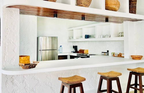 Monterrico House | Cafe Del Mar – Ocean Front Beach House