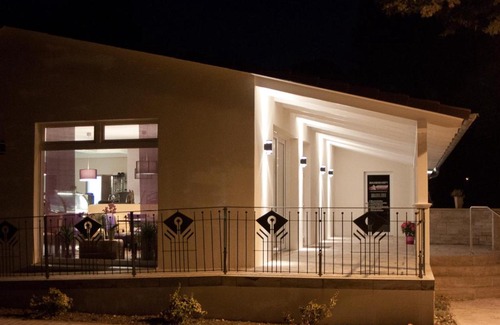 Bad Tennstedt House | Cozy Cafe Hehrlich: Child-Friendly Pension with Dining