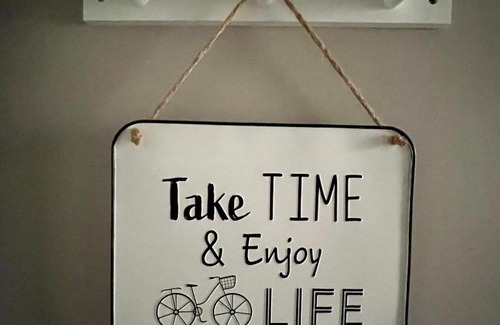 Nevers Apartment | Delightful Stay at Cafe Velo Nevers - Rated 9.2/10!