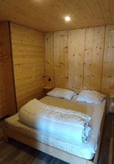Premanon Apartment | Mountain Cabin Retreat in Haut Jura - Rated 9.3/10!