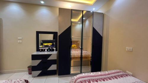 Heliopolis Apartment | CAI-TRANSIT 3Bedroom-Taxi free 2 way - 12min