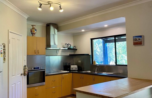 Yallingup House | Idyllic Cairnamohr: Pet-Friendly Bush Retreat with Pool
