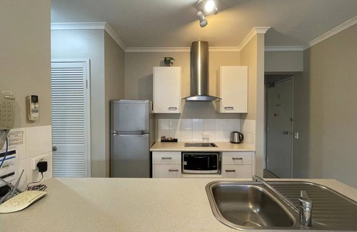 Holloways Beach Apartment | Beachfront Bliss at Cairns Beach Resort - Rated 8.8/10