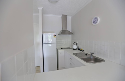 Holloways Beach Apartment | Beachfront Bliss at Cairns Beach Resort - Rated 8.8/10