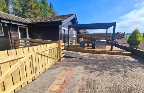 Dumfries House | Cairnyard Lodges - Woodside