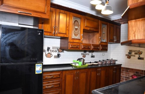 6th of October City Apartment | Cozy Apartment in Giza with Kitchen & Breakfast Options