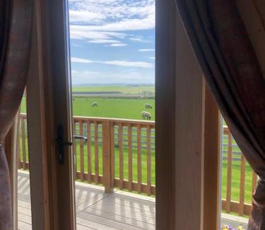 North Watten Ski Chalet | Experience Caithness View Farm Lodges with Family-Friendly Comfort