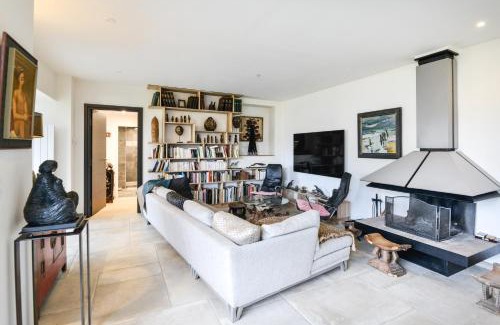Langrune-sur-Mer Apartment | Beachside Comfort at Cajan - Steps from the Shoreline