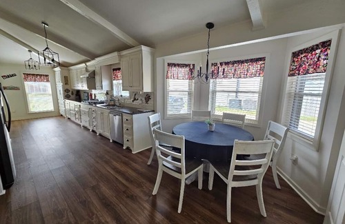 Lake Charles House | Enchanting Cajun Oasis Retreat with Pool, Near Casinos