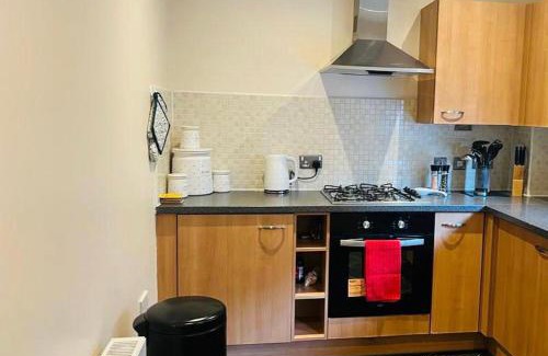 Niddrie Apartment | Family Retreat at Cakemuir Detached House with Garden