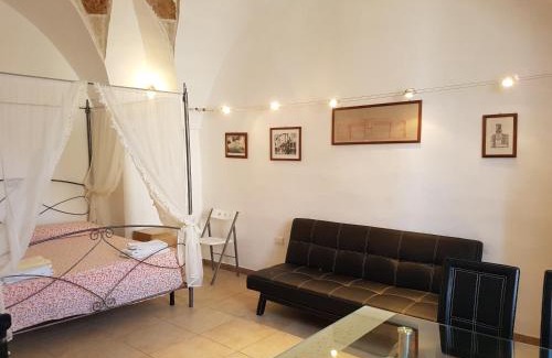 Corigliano D'Otranto Bed & Breakfast | Rated 10/10: Calì Nitta Storic - Family & Pet Friendly Stay
