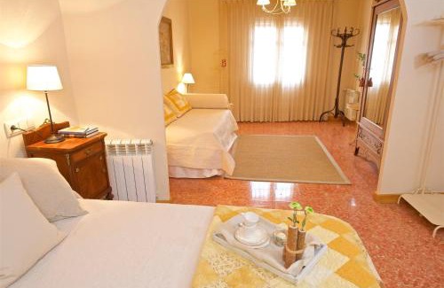 Vandellos House | Experience Cal Barceló: Oceanfront Paradise & Family-Friendly