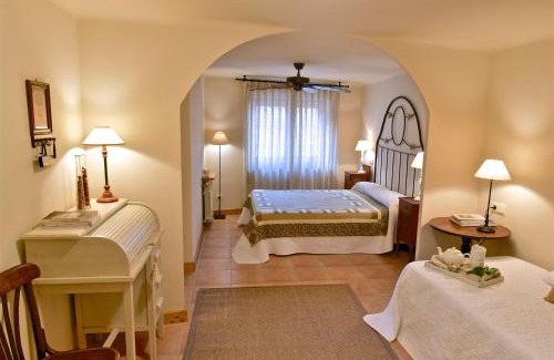 Vandellos House | Experience Cal Barceló: Oceanfront Paradise & Family-Friendly