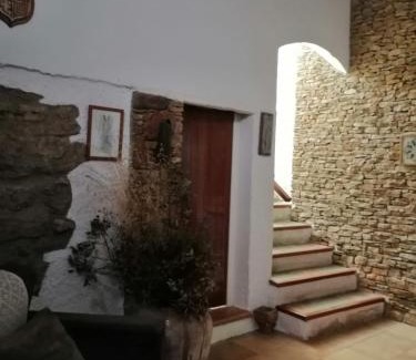 Tartareu Apartment | Pet-Friendly Retreat at CAL BENAIGES - Rated 9.2/10