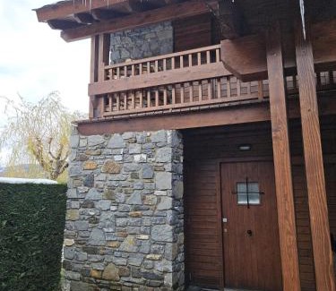 Estavar Ski Chalet | Cal Feliç